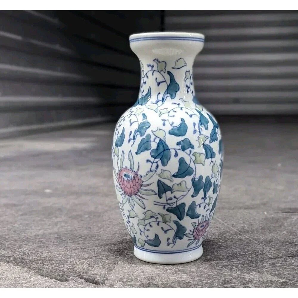 Vintage Chinese Green‎ Pink & Blue Hand Painted Floral Vase 11